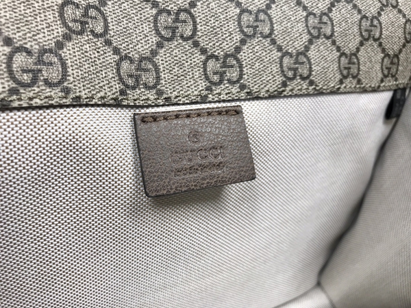 激安グッチバッグコピー着用イメージ